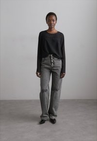 MM6 Maison Margiela PANTS POCKETS - Relaxed fit jeans - black