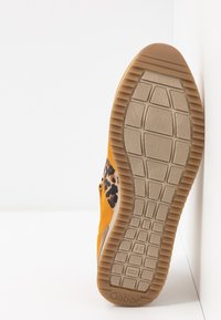 Gabor Trainers - herbst/natur