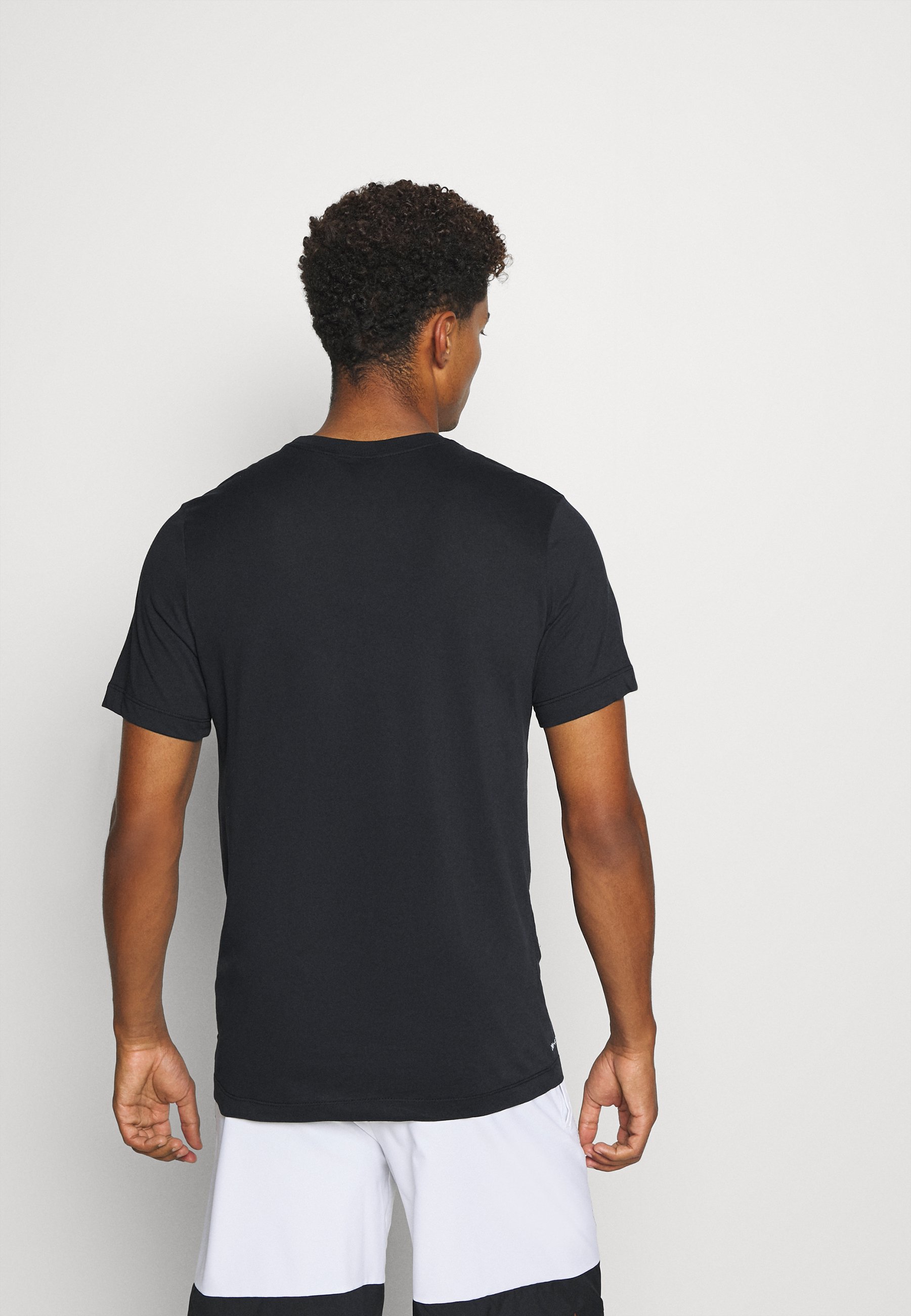 training fit performance tee