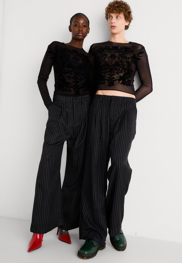 GOLIATH TROUSER UNISEX - Trousers4