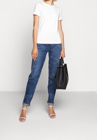 Emporio Armani Triko s potiskem - white