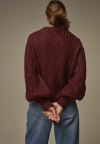 Laura Ashley CABLE  - Džemperis - berry red
