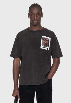 AllSaints, LONDON CITY SS CREW - Camiseta estampada - washed black