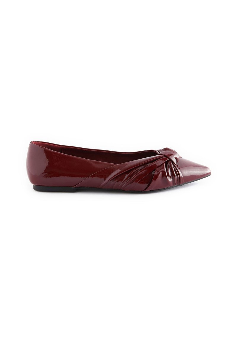 Next FOREVER COMFORT ASYMMETRIC BOW POINT TOE - REGULAR FIT - Ballerinasko - berry red