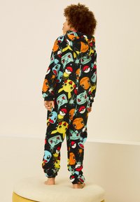 Next ALL IN ONE - REGULAR FIT - Pyjamas - multi pokemon