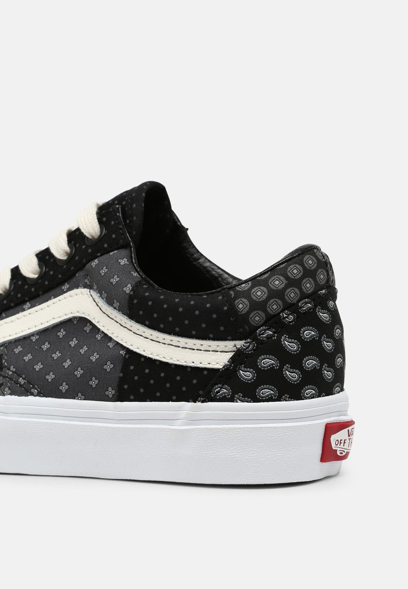 OLD SKOOL UNISEX - - black/true white/negro - Zalando.es