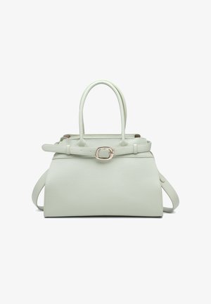 Sac à main en cuir structuré gris clair avec deux poignées supérieures, une bandoulière amovible et un détail de ceinture avec une boucle métallique.