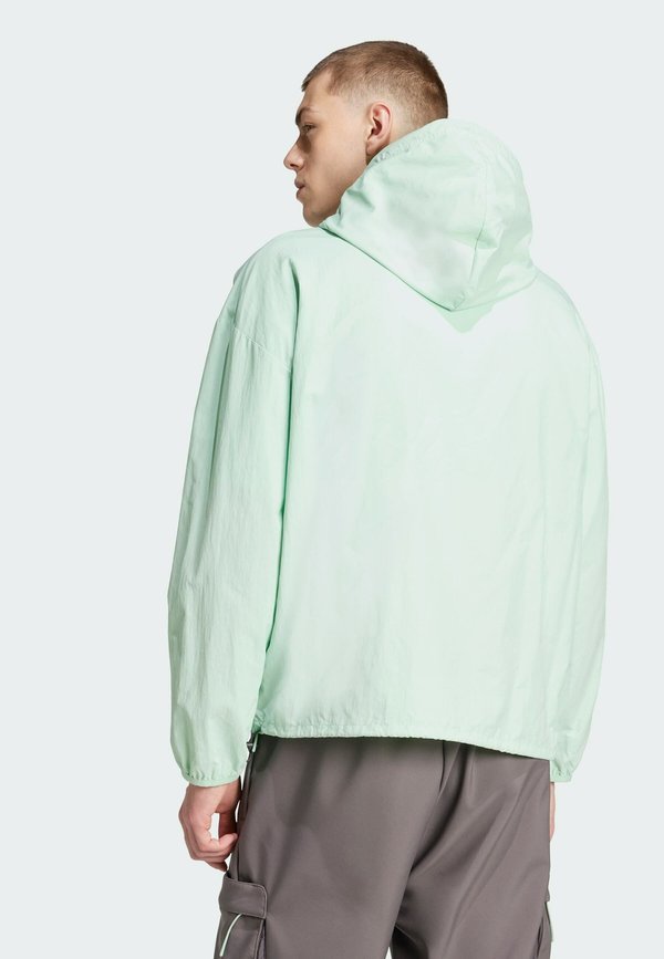 MERCEDES - AMG PETRONAS FORMULA ONE TEAM PREMIUM WOVEN BREAKER MEN - Hoodie4