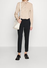 Marella Stoffhose - black