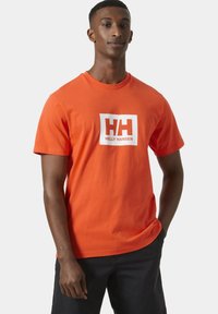 Helly Hansen - HH BOX T - Print T-shirt - flame Thumbnail Image 1