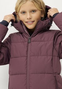 Áhkká LONG PADDED  - Vinterfrakke - braunlila