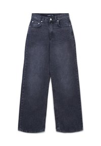 Jean en denim noir à jambes larges avec une texture légèrement décolorée, design à cinq poches, quincaillerie en argent et fermeture par bouton à la taille.