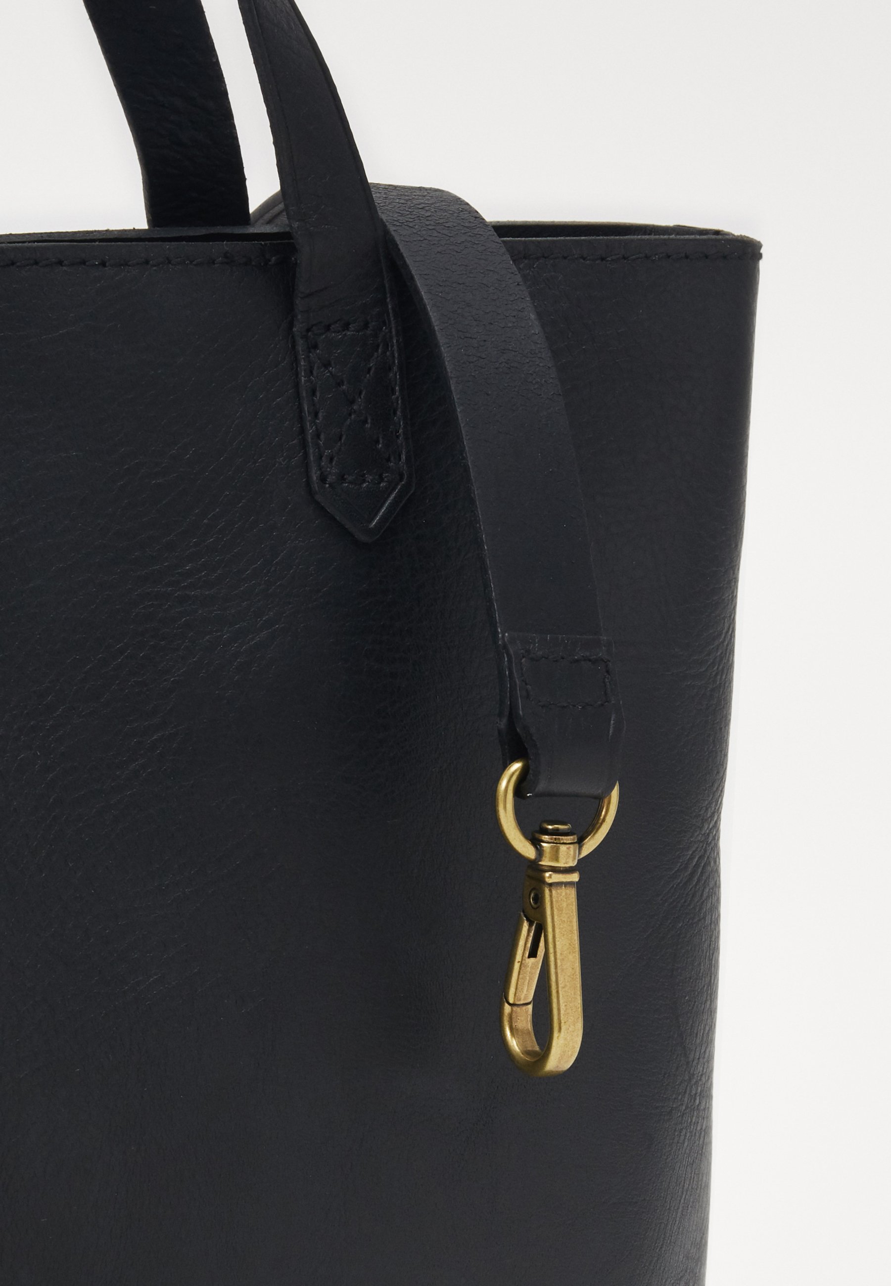 THE ZIP TRANSPORT CROSSBODY Handväska true black THE ZIP TRANSPORT CROSSBODY Handväska true black