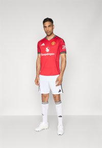 adidas Performance MANCHESTER UNITED HOME AUTHENTIC - Sporto klubų atributika - red