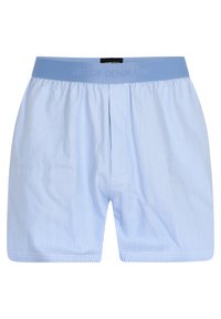 Boxers de rayas azul claro con una suave cinturilla elástica grabada con "JBS OF DENMARK". Textura de algodón, ajuste suelto, longitud a medio muslo.
