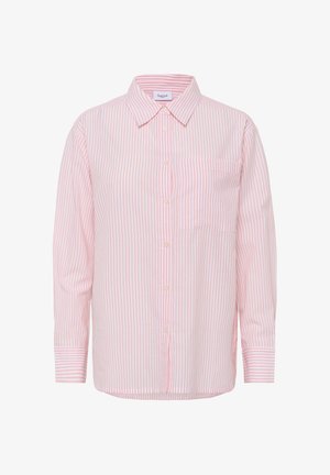 Knoopshirt in lichtroze met witte verticale strepen. Heeft een kraag, lange mouwen en een borstzak. Gemaakt van geweven stof.