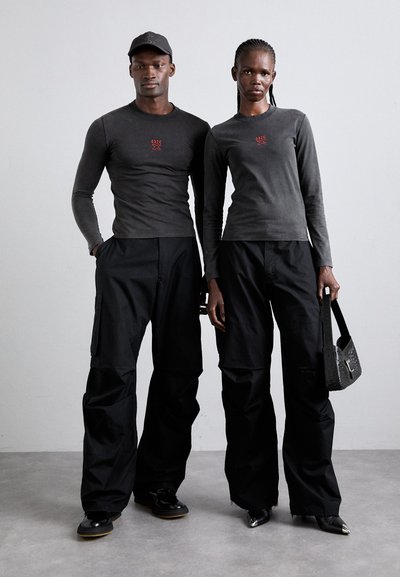 032c OVERTIME PANTS UNISEX - Παντελόνι cargo - black