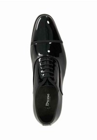 Black patent leather dress shoe with a smooth surface, pointed toe, and laces. Features a comfortable interior lining and brand logo on the insole.