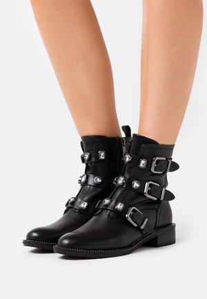 Tamaris, Cowboy-/Bikerlaarsjes - black