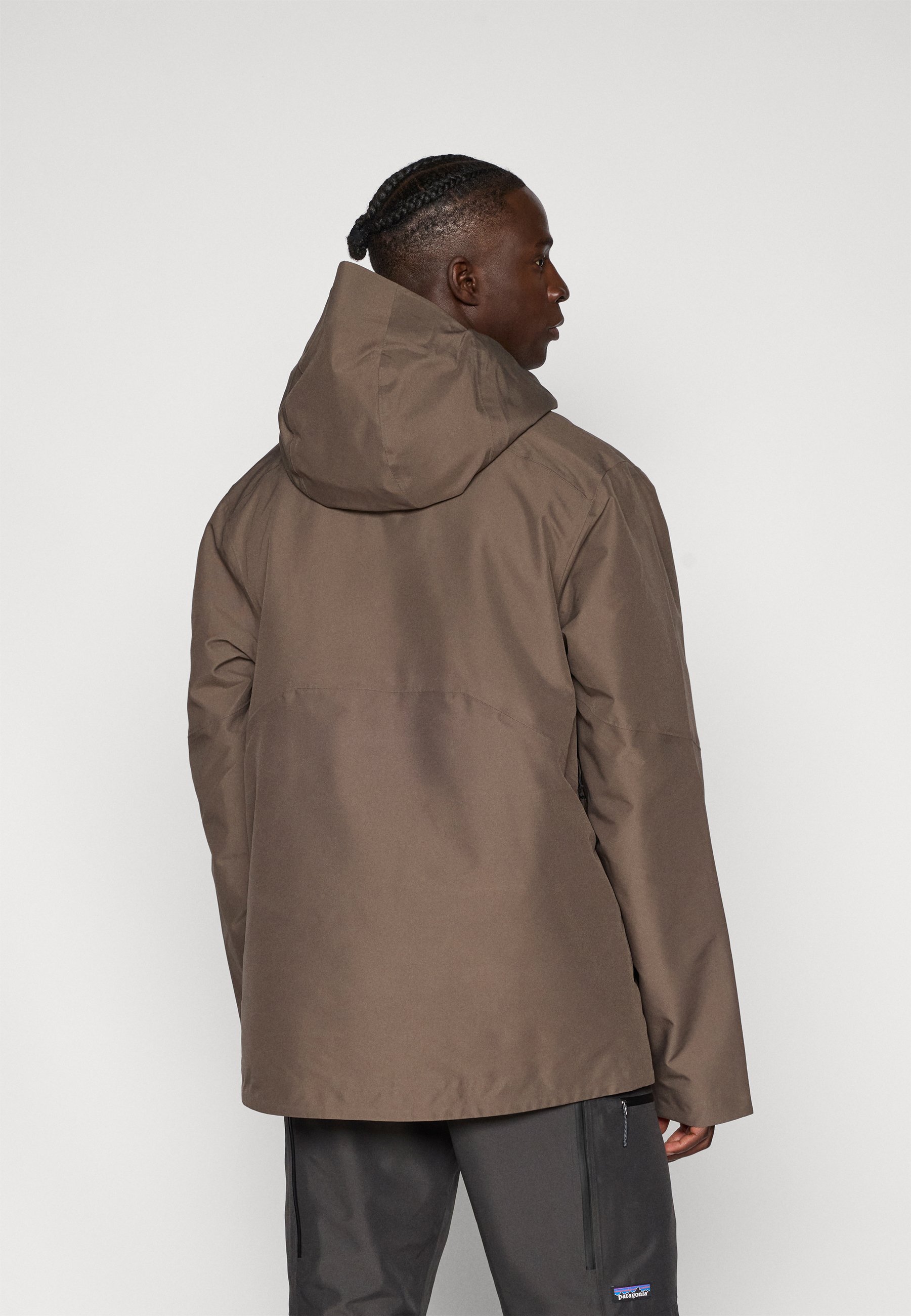 Patagonia INSULATED POWDER TOWN - Ski jacket - marlow brown/brown