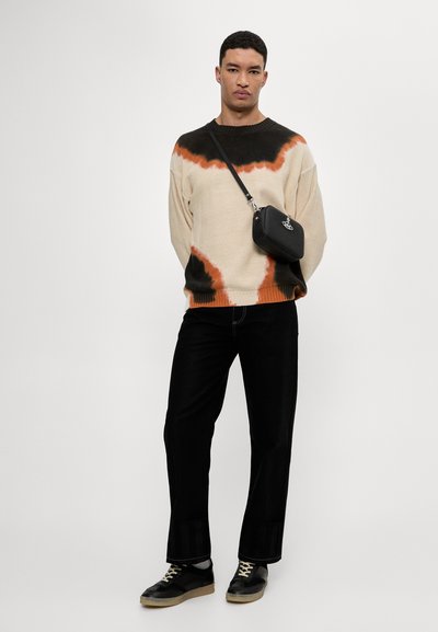 Vivienne Westwood ANNA CAMERA BAG UNISEX - Cross body bag - black