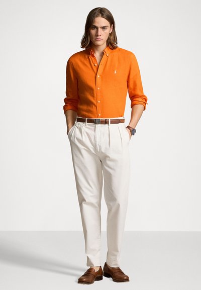 Polo Ralph Lauren SLIM FIT LINEN SHIRT - Majica - bright signal orange