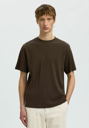 Selected, T-SHIRT REGULAR FIT - T-shirt basic - turkish coffee