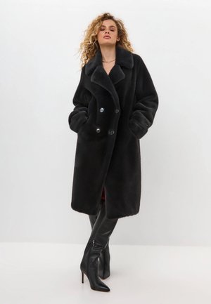 Cesare Gaspari Abrigo de invierno - black