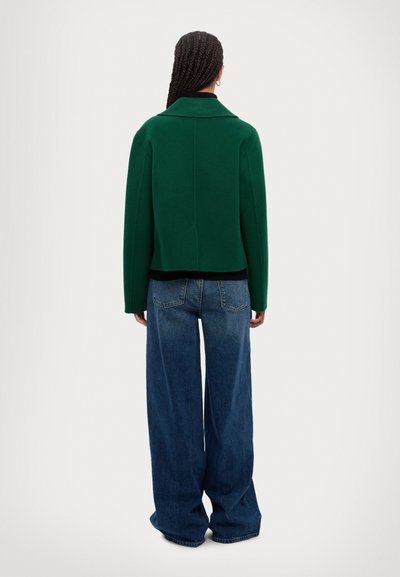 WEEKEND MaxMara KELLY - Ljetna jakna - verde
