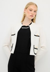 adL Top - black