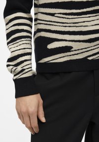 Object OBJRAY  - Striktrøje - black