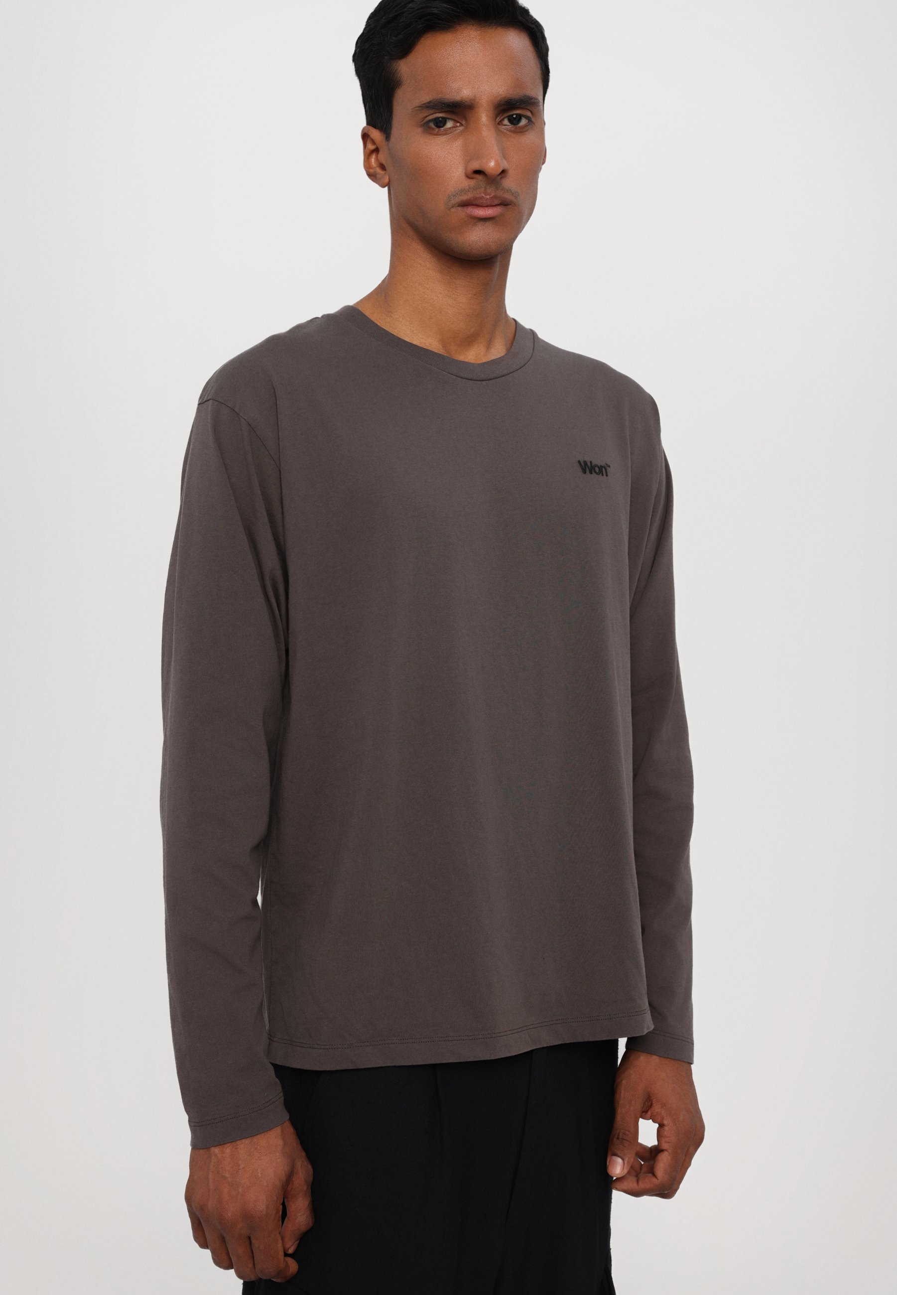 クランク CREW NECK BASIC LONG SLEEVE TOP MUSINSA公式 | CRANK ベーシックニットロングスリーブトップ_ブラック