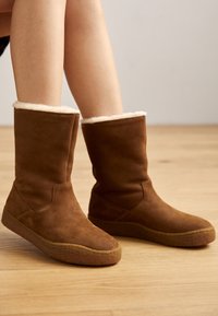Camper Botas para la nieve - light brown