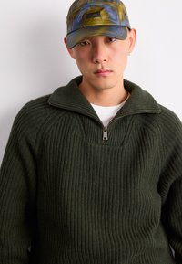 Carhartt WIP MARLON HALF ZIP - Neule - office green
