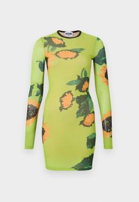 Φόρεμα μακρυμάνικο, ανοιχτοπράσινο, εφαρμοστό, με πορτοκαλί και σκούρες πράσινες εκτυπώσεις ηλιανθού και λαιμόκοψη με μαύρο περίγραμμα.