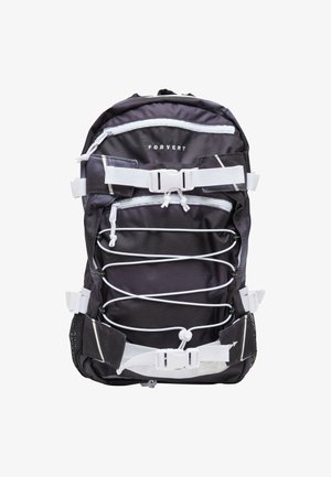 Juodas audinio kuprinė su baltais diržais, šoninėmis tinklinėmis kišenėmis, reguliuojamais virvėmis ir sagtimis. Turi dvi priekinės užtraukiamos kišenės.