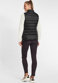 Oxmo OXCamilla - Väst - black