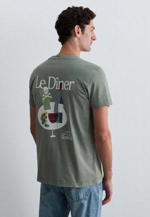 Scalpers, SCALPERS SCLEDINER TEE - Camiseta estampada - khaki