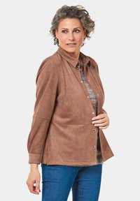 GOLDNER Giacca in similpelle - camel
