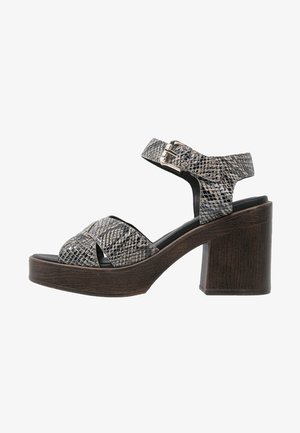 Vagabond, Sandales à plateforme - grey