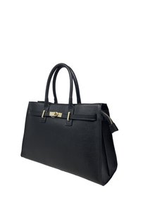 Czarna skórzana torba z teksturowaną powierzchnią, podwójnymi uchwytami, złotymi detalami, prostokątnym kształtem i zamknięciem na zamek błyskawiczny.