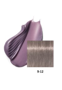 Lila mousseartige Haarfärbemuster mit glatter Textur. Einlage zeigt glattes, glänzendes, hellgraues Haar. Produktcode 9-12 enthalten.