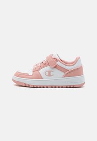 Champion - REBOUND 2.0 LOW UNISEX - Krepšinio batai - pink/white Miniatiūros vaizdas 1