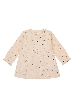 Cremefarbenes Kleid aus weichem Stoff. Verfügt über lange Ärmel, gerippte Textur und verstreute Herzmuster in Pink und Dunkelburgunder.