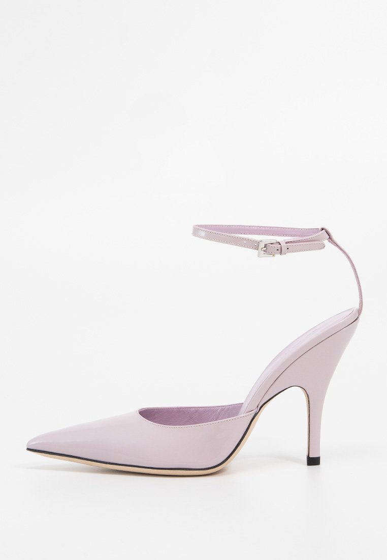 BY FAR Hoge hakken lila