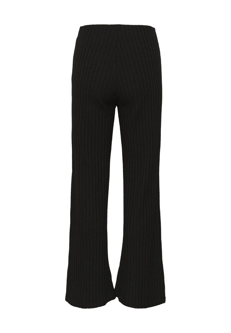 Zwarte geribde gebreide broek met een flare onderaan, featuring een hoge tailleband en een gestructureerd oppervlak. Geen zakken of zichtbare extra hardware.