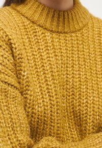Mustang Maglione - yellow