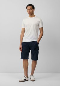 s.Oliver Shorts - tiefblau