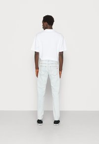 Diesel 2019 D-STRUKT - Calças de ganga justas - 09c06 01