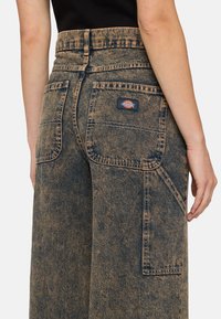 Dickies HERNDON - Jeans relaxed fit - overdye brown wash